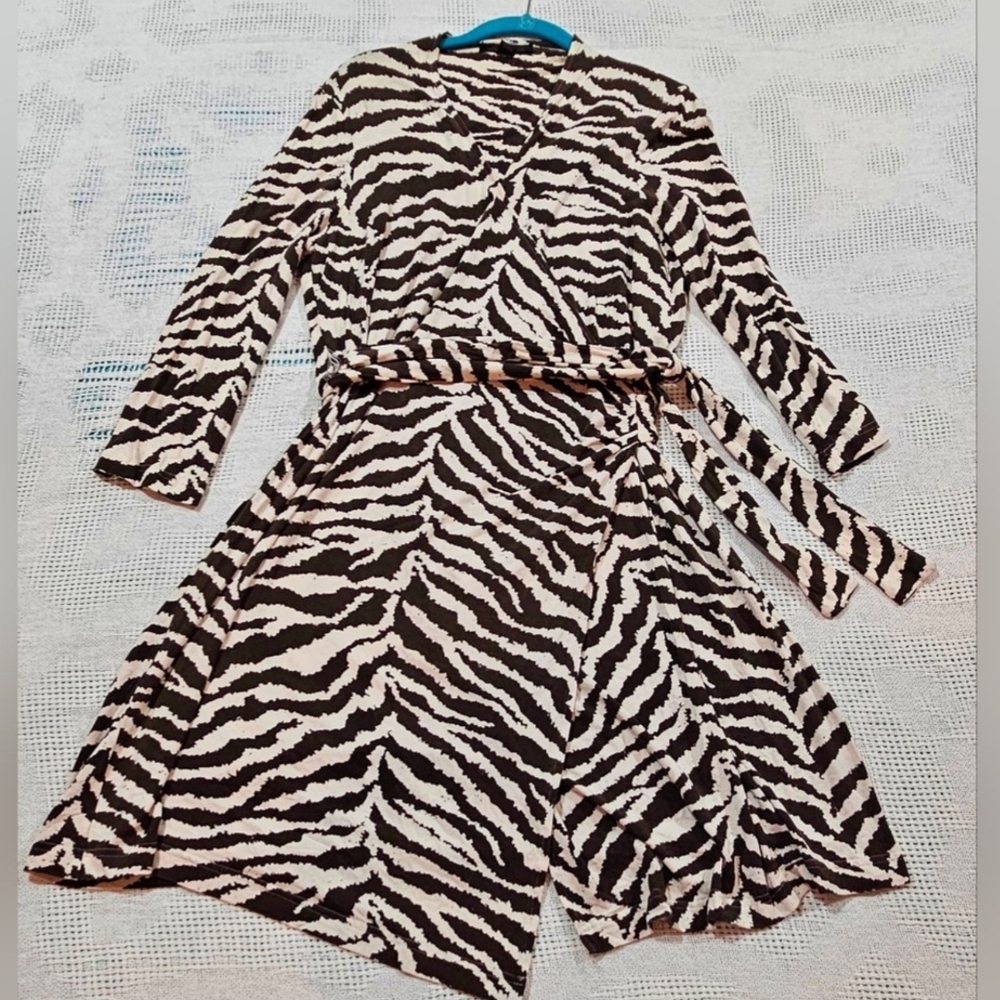 Kenneth Cole‎ New York Black & Cream Zebra Print Wrap Dress Macy's Size LP